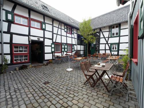 Schleiden Apartamento | Nostalgic apartment in the Eifel region