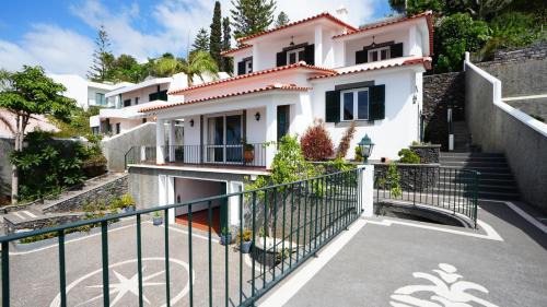 Garajau Casa | NostraCasa by LovelyStay