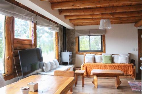 Villa Catedral Apartamento | NOTRO 5 Tordo en la base del cerro Catedral con vistas