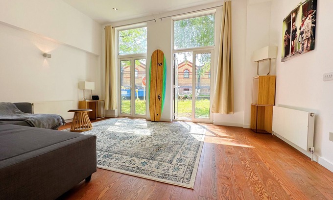 North Kensington Apartamento | Notting Hill - Canalside Apartment!