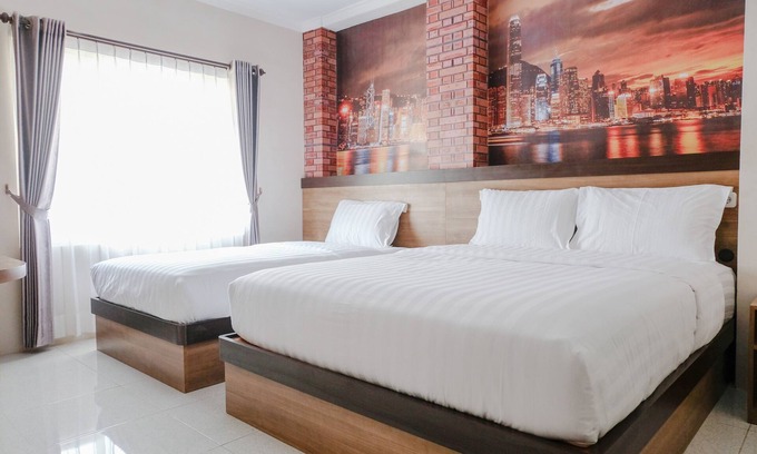 Malang Casa | Noura Guest House Syariah Soehatt