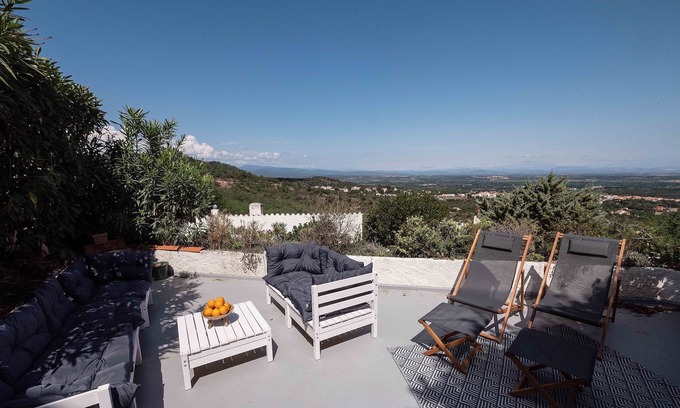 Laroque-des-Alberes Casa | Nouveau : Quiétude, Charme, vue Enchantresse !