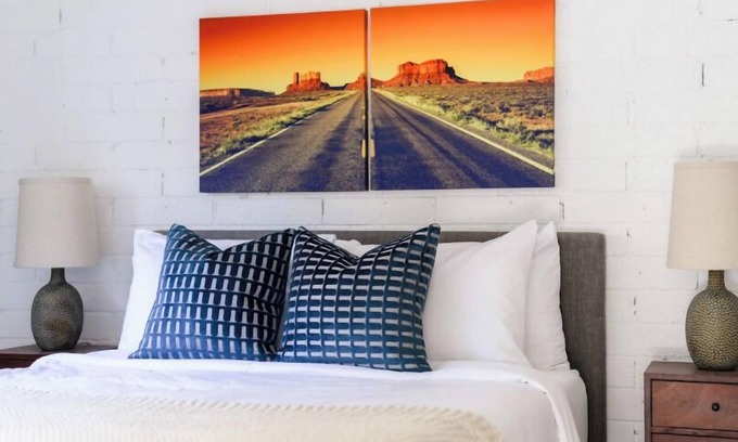 South Scottsdale Cabaña | Nova-in the Middle of Old Town-walk to Everything!