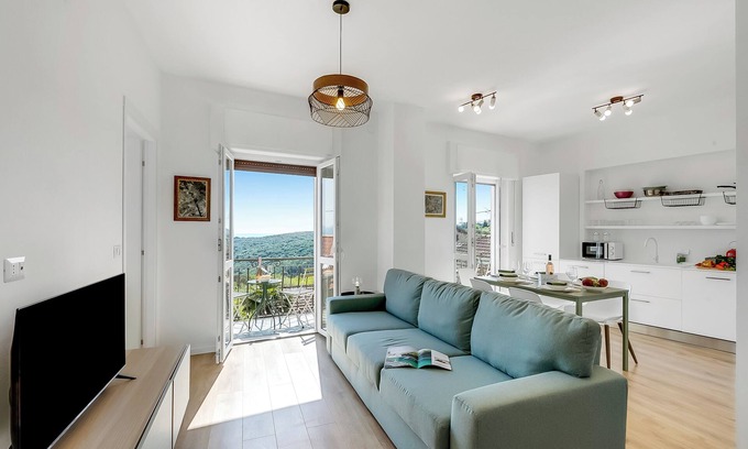 Levo Apartamento | Nova Lake View Stresa Hill, Stresa, Italy