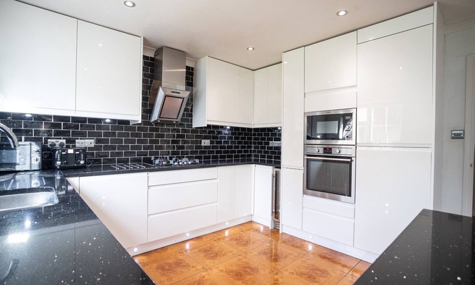 Bradley Stoke Casa | Casa-Baño con ducha
