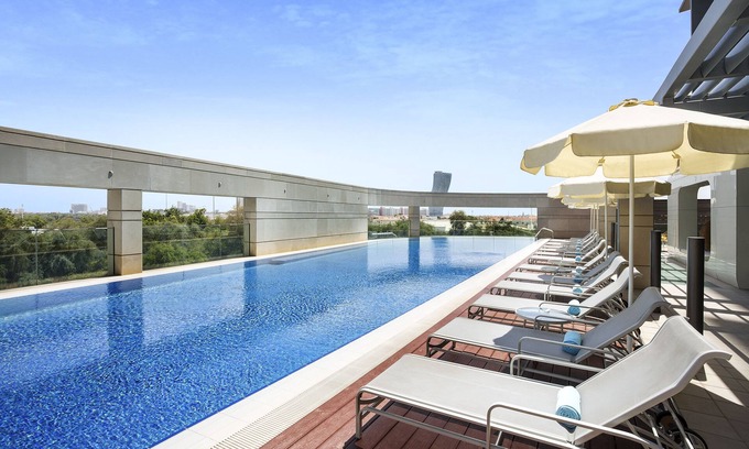Abu Dhabi Hotel | Novotel Abu Dhabi Al Bustan