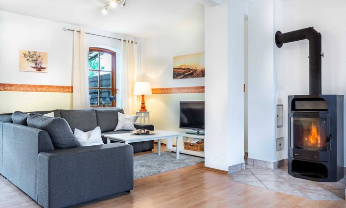 Steffenshagen Apartamento | Nr. 4 Kombibuchung Fewo 1 + 2 mit 5 Schlafzimmern - Ostsee Bauernhof Schwalbennest OFC 15
