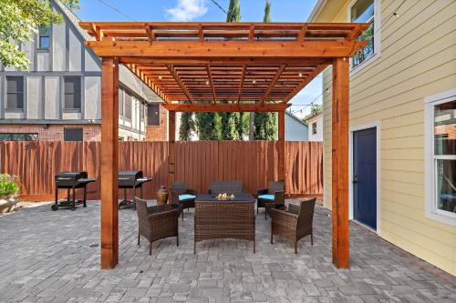 MacGregor Casa | Nr Med Center, Midtown, Dt Games Patio Bbq