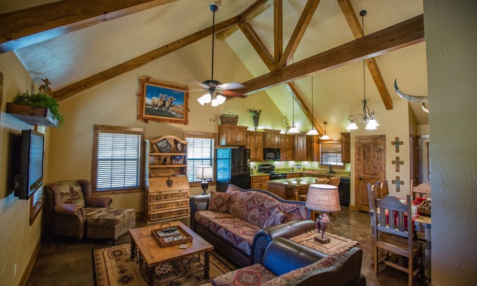 Decatur Casa | NRS Guest Ranch