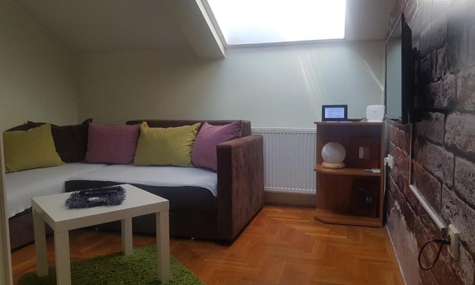 Bistrica Apartamento | NS-Fair & Play