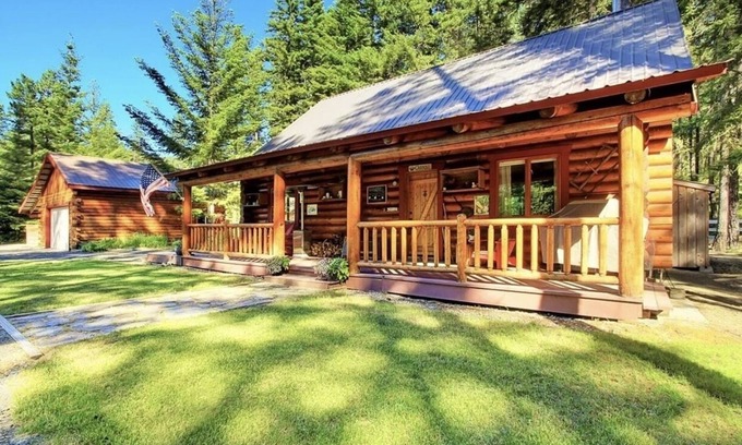 Cle Elum Cabina | Nshira’s Rest | Cabin In The Woods | near trails, lakes