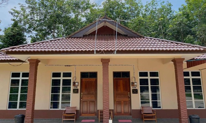 Kampung Perupuk Casa | NSJay Guest House