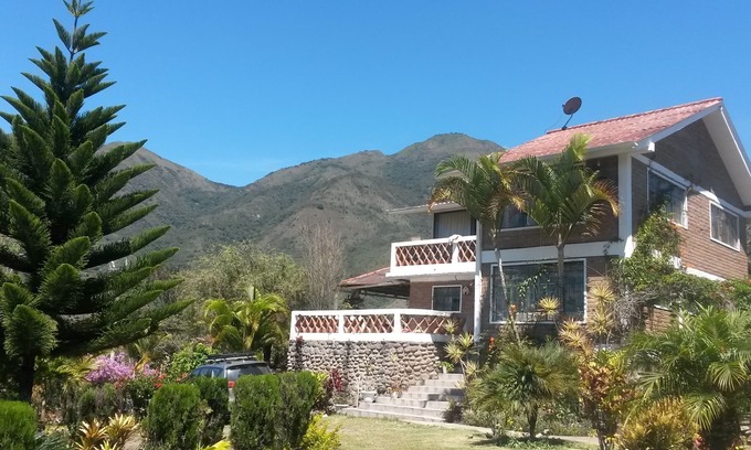 Santa Isabel Casa | NUESTRA CASA-OUR HOME Yunguilla Valley by A2CC