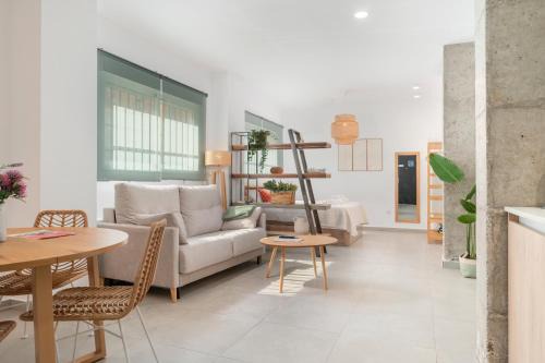San Carlos-Tartessos Apartamento | Nuevo estudio junto a Sta Justa 1