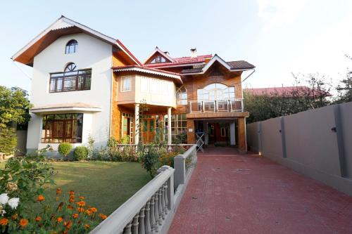 Srinagar Casa | Nuh Villa - Luxury stay with Kashmiri Warmth