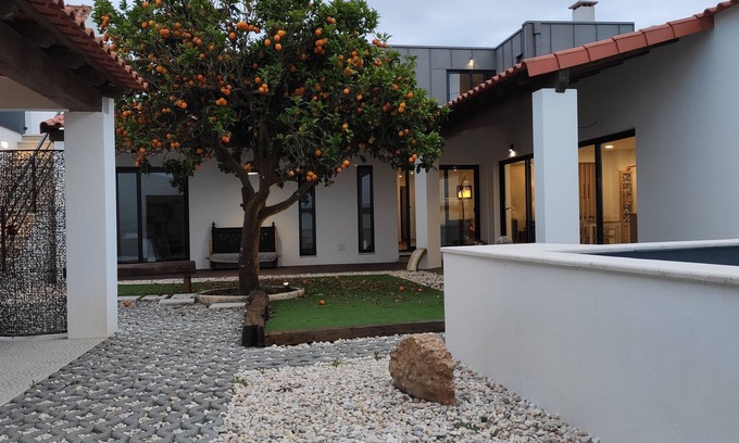 Casais do Rio Casa | Numa aldeia tranquila, um Alojamento com traços originais a brindar a historia!