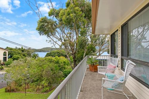 Camden Head Casa | Number One - tranquility, views, walk to beach