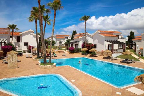 Cala'n Bosch Apartamento | Nuramar Aparthotel