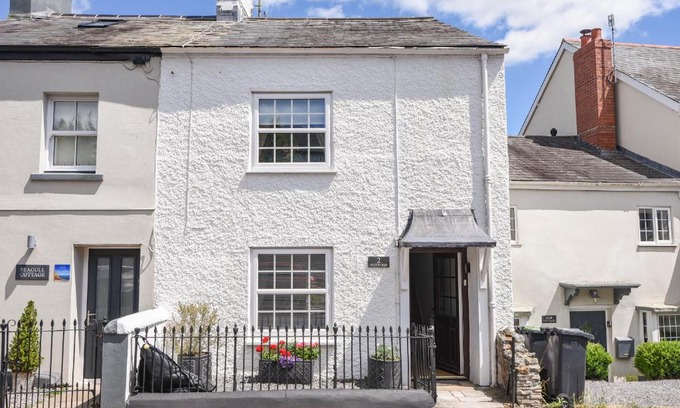 Charmouth Casa | Nutwood