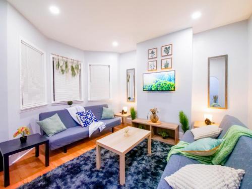The Heights Apartamento | NYC Views & Comfort - Modern 2-Bedroom Apartment