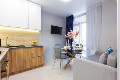 Svyatoshyns'kyi District Apartamento | Nyvky Like Home - Сан Франциско - Квартира 291 з балконом