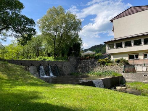 Miedzybrodzie Bialskie Casa | Ośrodek Nad Wodospadem