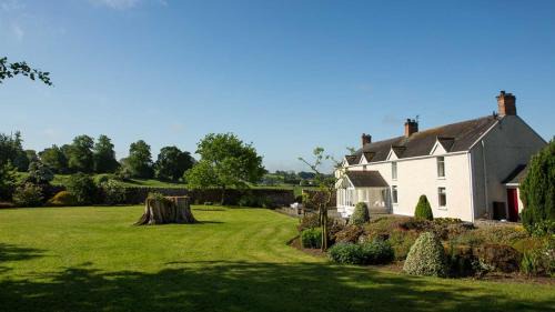 Cashel Cama Y Desayuno | O'Briens Cashel Lodge