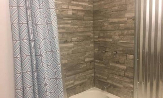 Lake City Casa | O'LE LADYBUG COTTAGE