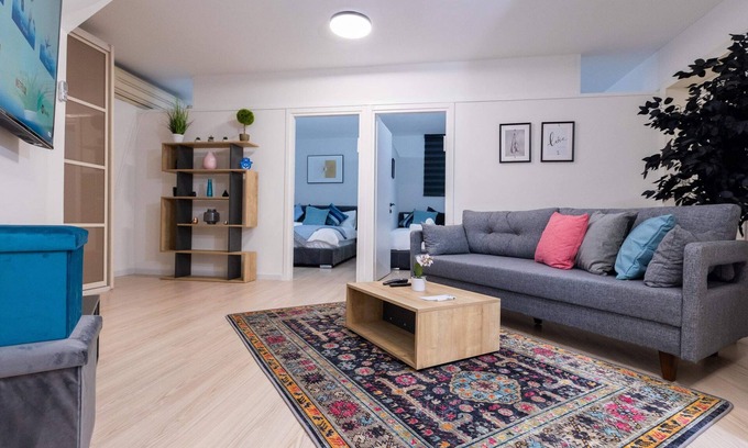 Rishon LeTsiyon Apartamento | O&O Group-The SeaGate Estate Suites-BasementSuite2