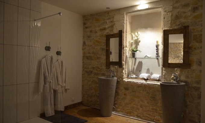 Bernis Casa | O2suites ambiente escandinavo con jacuzzi privado