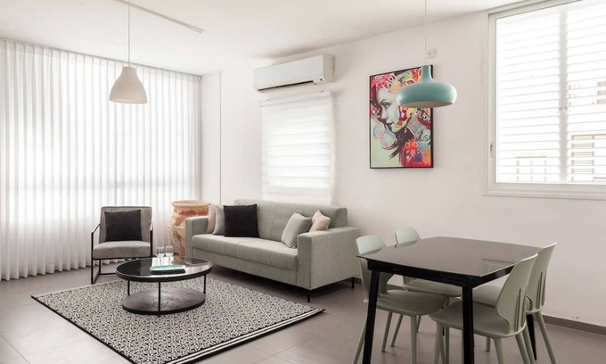 Bat Yam Apartamento | acogedor apto. corazón de Bat-Yam 3 minutos a pie de playa