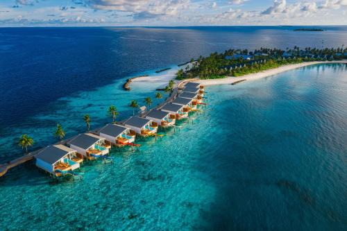 Kanifinolhu Island Complejo | Oaga Art Resort Maldives - Greatest All Inclusive Plan with Free Speedboat Round-trip