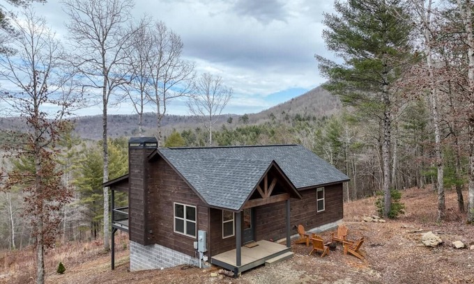 Suches Cabina | Oak and Antler Cabin - New Build, Mtn View, Hot Tub
