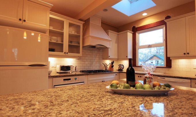 Gonzales Casa | Oak Bay House