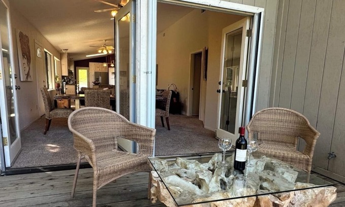 Atascadero Casa | Oak Creek Retreat
