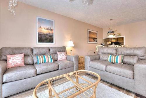Caswell Beach Casa | Oak Island Beach Villa 801
