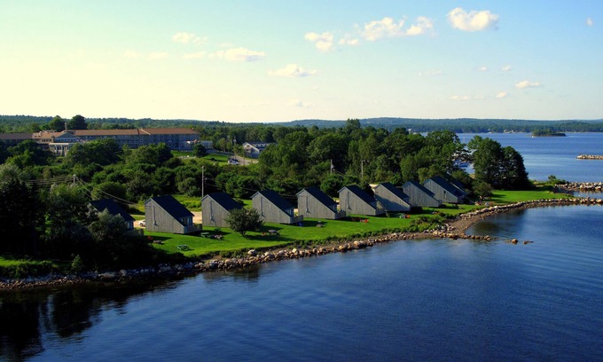 Western Shore Hotel | Oak Island Resort & Conference Centre