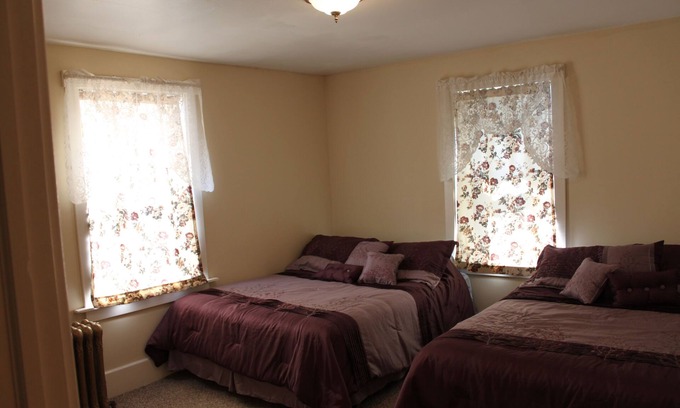 Laurium Apartamento | OAK STREET INN - COPPER SUITE