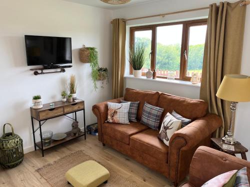 Hastings Casa | Oak Valley Lodges & Camping