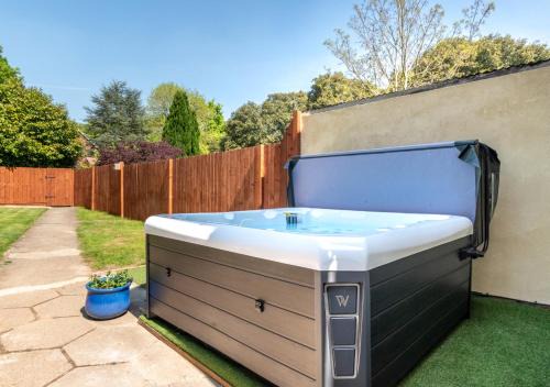 Fakenham Casa | Oak View - Norfolk
