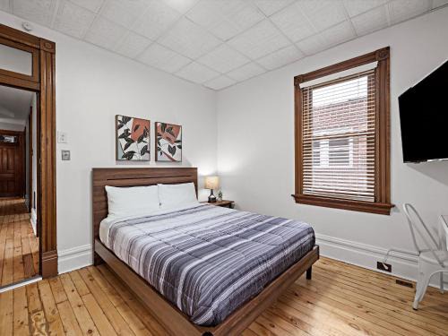 South Oakland Casa | Oakland, Pittsburgh !E Cozy and Stylish Private Bedroom with Shared Bathroom