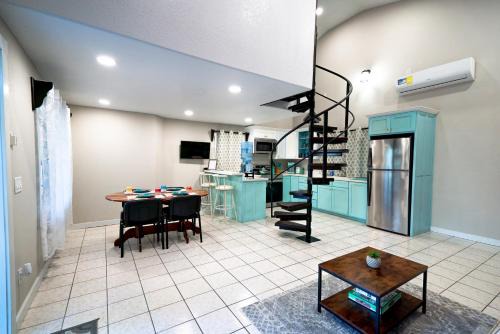 Mirador Español Apartamento | Oakridge Apartment