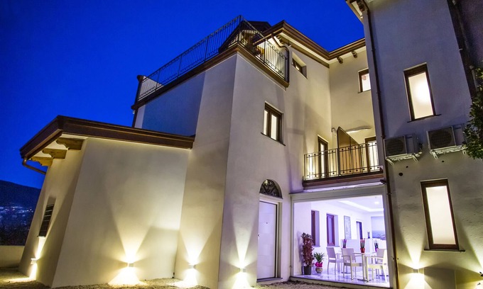 Bomerano Casa | Oasi Fantasia