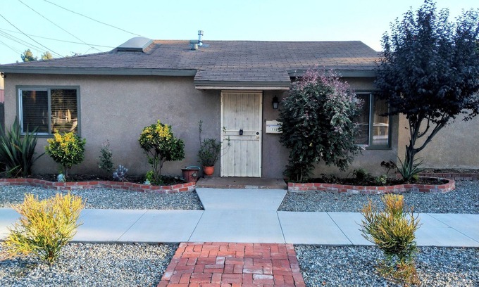 North Long Beach Casa | "Oasis" 4 Everything Los Angeles/OC Disneyland...