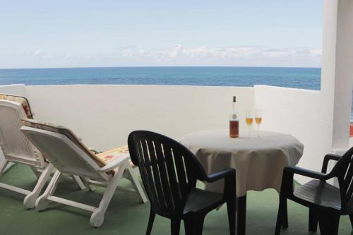 Santa Cruz de Tenerife Casa | Oasis Atlántico: rincón secreto al pie de los senderos