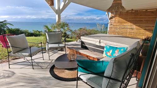 Grand Case Apartamento | Oasis d'Happy Bay with SPA, Frontbeach, Amazing sunset on Anguilla