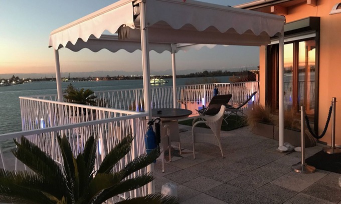 San Nicolo Casa | Oasis Golden Lagoon Chalet