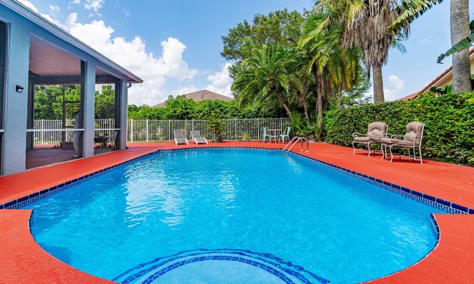 Wellington Casa | Oasis Heated Pool in the Heart of Equestrian Wellington