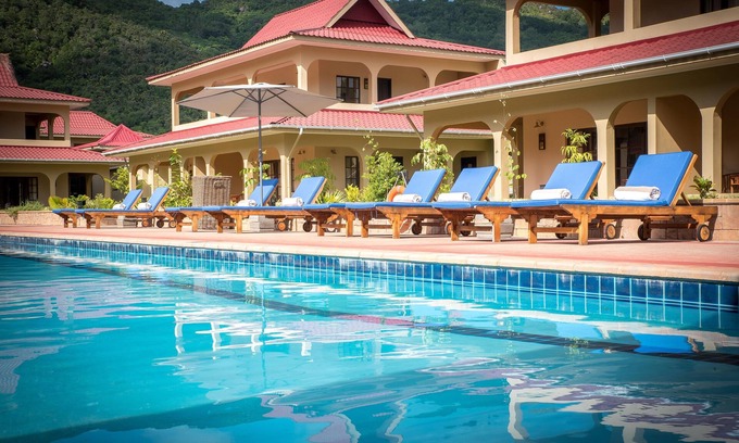 Grand Anse Hotel | Oasis Hotel Restaurant & Spa