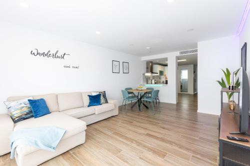 Las Chapas Apartamento | Oasis Pool Málaga
